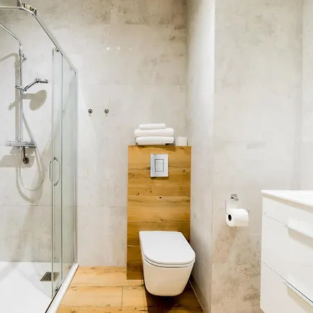 Apartment Warta River Esencja By Bookinghost